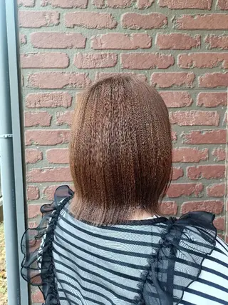 ミディアム カラー 牧岡 環のヘアスタイル