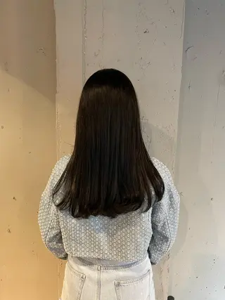 ロング 透明感・美髪 monsoワニベユナのヘアスタイル