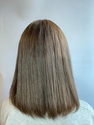 カラー 藤井 沙季のヘアスタイル