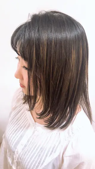 ミディアム あらい なつみのヘアスタイル