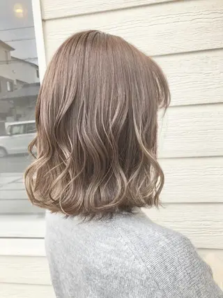 ショート ayumi ／透明感カラーのヘアスタイル