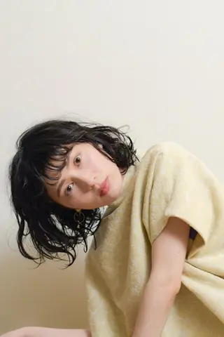 ミディアム カラー パーマ AND THE BRICKS北川珠紀の眉毛・アイブロウイメージ