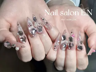 ネイル E.N🦋 長さ出し/持ち込みのネイルデザイン