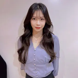 ロング パーソナルカラー lapiax阿部のヘアスタイル