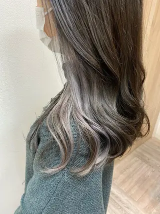 セミロング 野原 ひかるのヘアスタイル