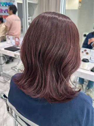 セミロング カラー ハッシュカット 田窪珠妃のヘアスタイル