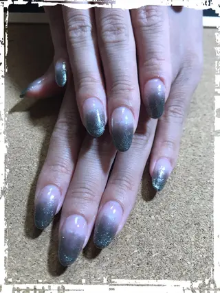 ネイル ECLAT エクラ所属・寺山 千鶴のネイルデザイン