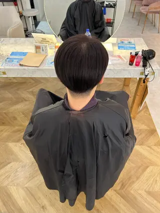 メンズ 𝜗𝜚ブリーチ ／レイヤー𝜗𝜚のヘアスタイル