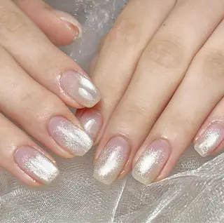 ネイル Toujours / nijinaのネイルデザイン