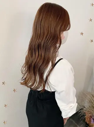 ロング カラー 市川 千夏のヘアスタイル