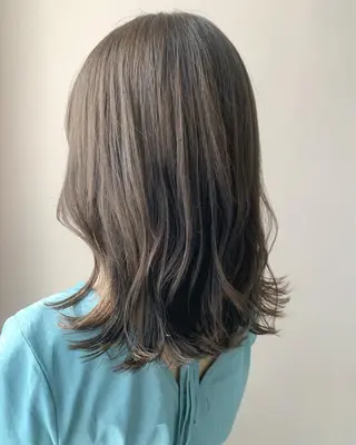 セミロング カラー hub hair レイヤー/透明感のヘアスタイル