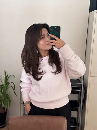 セミロング 福井 珠乃のヘアスタイル