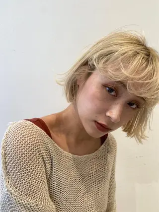 ミディアム カラー ネイル "オトナ髪”/ LAKA TOCCAのヘアスタイル