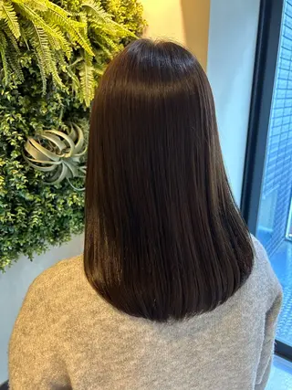 ミディアム 水谷 菜央のヘアスタイル