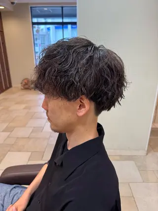 メンズ パーマ/縮毛矯正/ 店長 ・村田伊吹のヘアスタイル