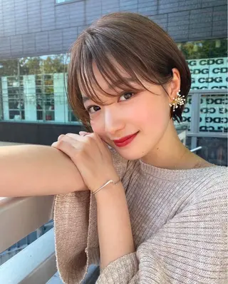 ショート 井上 一青のヘアスタイル