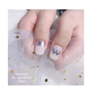 ミディアム ネイル 👑enen style👑のネイルデザイン