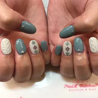 ネイル ネイルリボン 受付スタッフのネイルデザイン