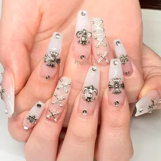 ネイル VOGUE ×SWANのネイルデザイン