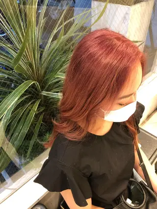 ロング カラー あだち ゆかのヘアスタイル