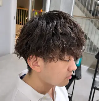パーマ メンズ カズキ🌼曲がる 縮毛矯正のヘアスタイル