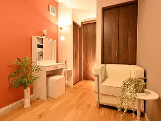 【医療提携】幹細胞艶玉ハーブピーリング glow所属・肌質改善専門 【医療提携】glowのエステ・リラクイメージ