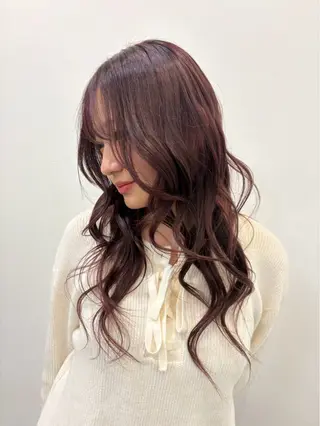 ロング SHIORI🎀 ブリーチ/艶カラーのヘアスタイル