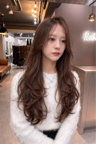 ロング カラー レイヤーカット 韓国風PAOのヘアスタイル