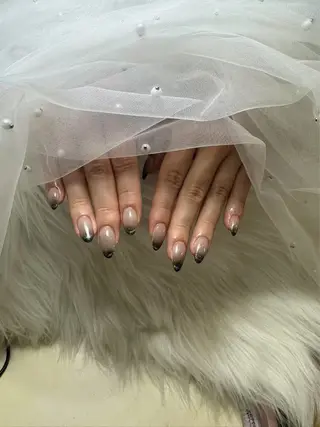 ネイル 🌈 Laule'aのネイルデザイン