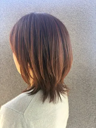 ミディアム フロッグスター所属・水野 詩織のヘアスタイル