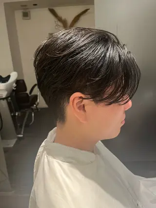 ショート メンズ 逢坂 智也のヘアスタイル