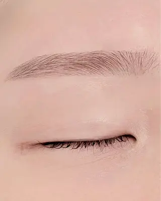 アイブロウ eyelist 紬麦🤍のマツエク・マツパデザイン