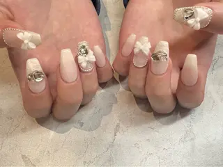 ネイル LAVIAS【 ラヴィアス】yunoのネイルデザイン