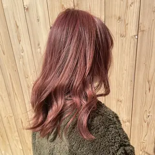 カラー 隅内 桃香のヘアスタイル