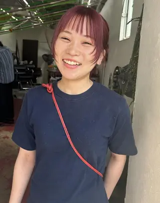 ミディアム カラー qiie ワンカラー ダブルカラーのヘアスタイル