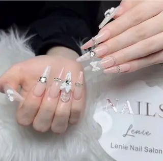 ネイル Lenie Nail Salonのネイルデザイン