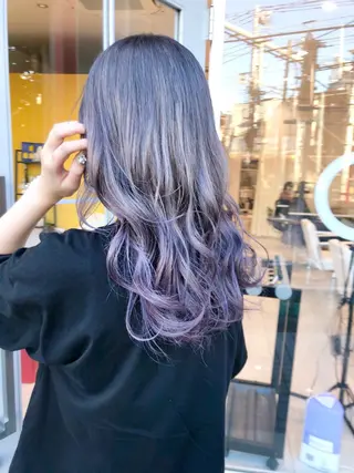 セミロング カラー ウルフカット ハッシュカット/七海のヘアスタイル