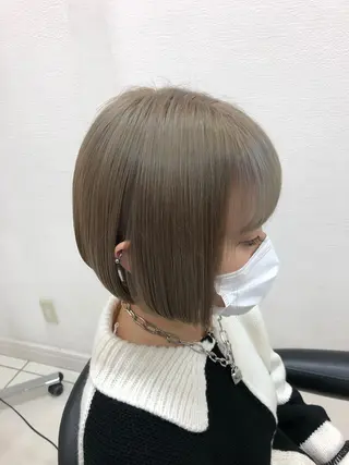 ミディアム カラー 渕向 克海のヘアスタイル