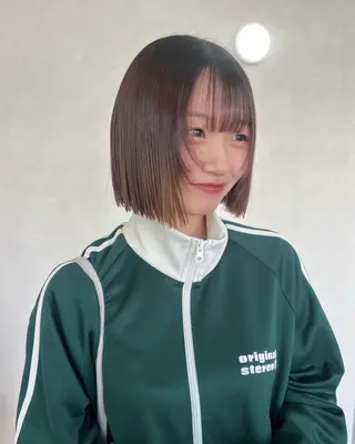ミディアム 長山 茉白のヘアスタイル