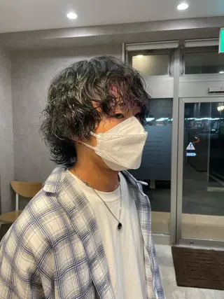 カラー メンズ mau tomokaのヘアスタイル