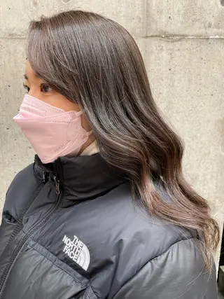ロング カラー 天野 瑠真のヘアスタイル