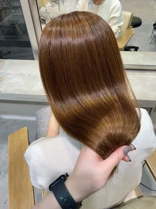 ロング FILMS haru 暖色/ぱつっとbobのヘアスタイル