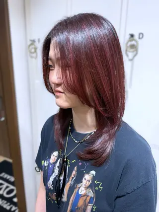 ミディアム 石井 陽海のヘアスタイル