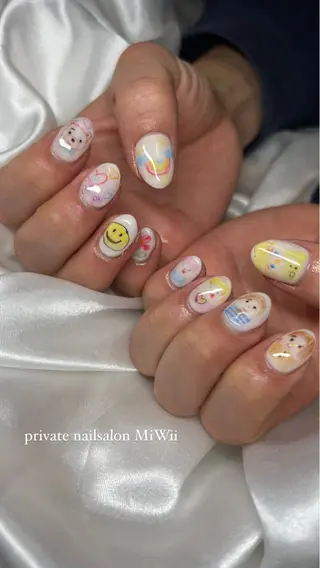 ネイル 𝐧𝐚𝐢𝐥 𝐌𝐢𝐖𝐢𝐢のネイルデザイン