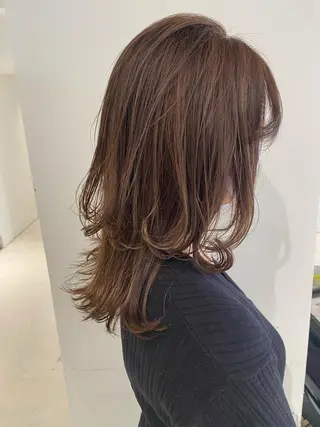 セミロング カラー nishido ハイライト/パーマのヘアスタイル