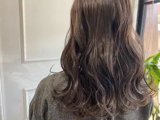 ロング カラー 日野 めぐみのヘアスタイル