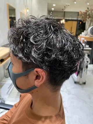 パーマ メンズ 吉田 宙生のヘアスタイル