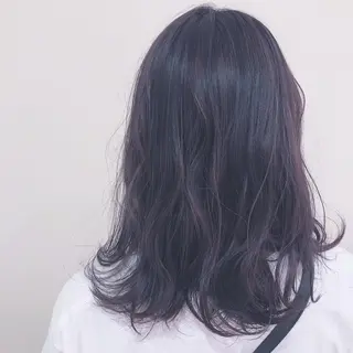 セミロング カラー cyan SANAMIのヘアスタイル