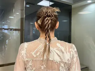 ヘアアレンジ 垢抜け小顔レイヤー オリーブ/スミレのヘアスタイル