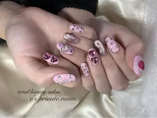 ネイル LAVISH nail salonのネイルデザイン